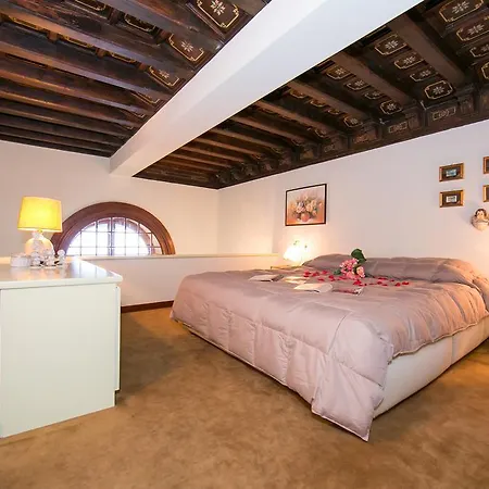Apartment Gaeta Terrazzo San Siro (Lombardy)